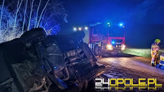 Dachowanie na trasie Leśnica - Raszowa. 