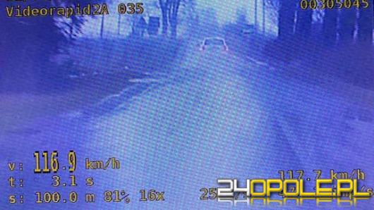 Przez prędkość stracił prawo jazdy