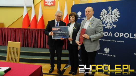 Kolejne umowy na budowę dróg podpisane. W puli środków prawie 55 mln złotych