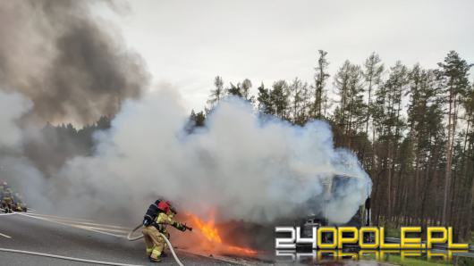 Pożar busa na opolskim odcinku A4