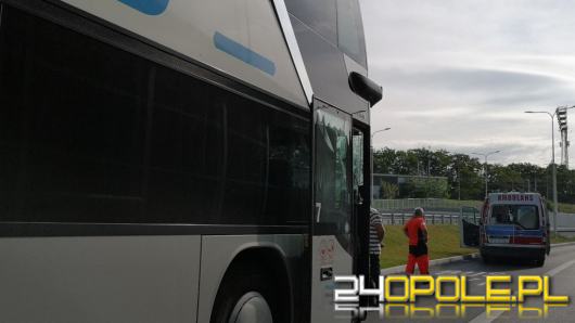 Zderzenie karetki i autokaru na Nysy Łużyckiej w Opolu