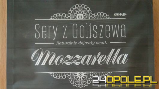 Mozzarella w plastrach do wyrzucenia. GIS wydał ostrzeżenie