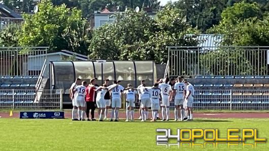 Grad bramek w przedostatniej serii gier w IV lidze