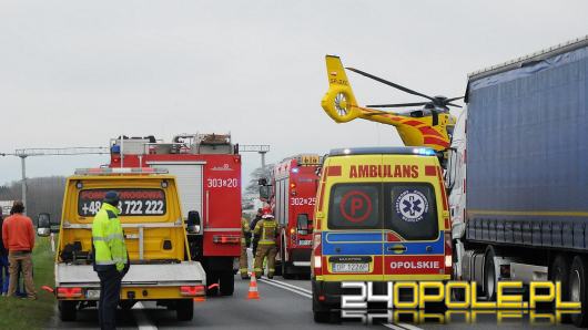 Czołowe zderzenie ciężarówki i osobówki pod Kluczborkiem. Nie żyje 59-letni kierowca