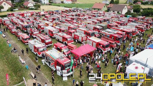 Trwa największy zlot samochodów strażackich w regionie Fire Truck Show
