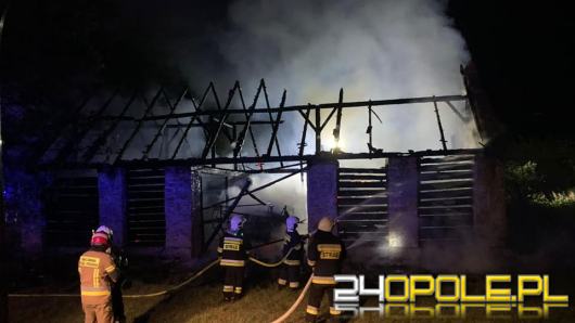 Pożar stodoły w Krośnicy. W akcji 7 zastępów straży