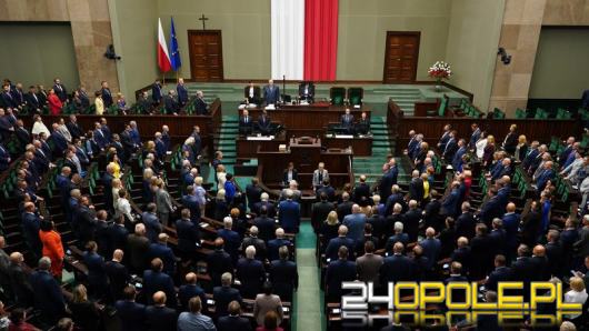 Sejm przyjął w środę uchwałę w sprawie reparacji wojennych