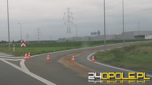 Zablokowany zjazd z obwodnicy do CH Turawa Park
