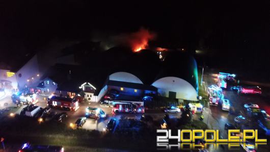 Pożar hotelu w Chrząstowicach. Jest ofiara śmiertelna