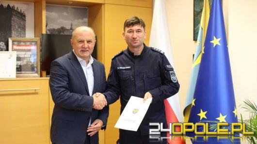 Marszałek pomógł w zakupie psa służbowego