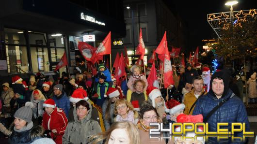 Marsz Mikołajów tradycyjnie rozpoczął okres oczekiwania na święta Bożego Narodzenia