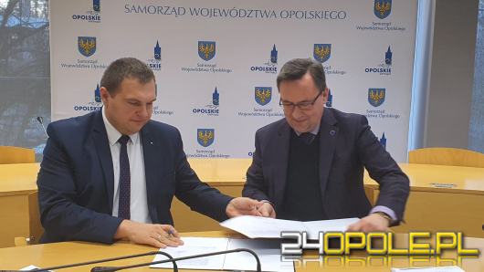 Podpisano umowę na rozbudowę drogi wojewódzkiej nr 454 w Krogulnej