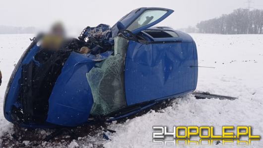 Wypadek na trasie z Kędzierzyna do Głubczyc. Kierująca nie opanowała pojazdu