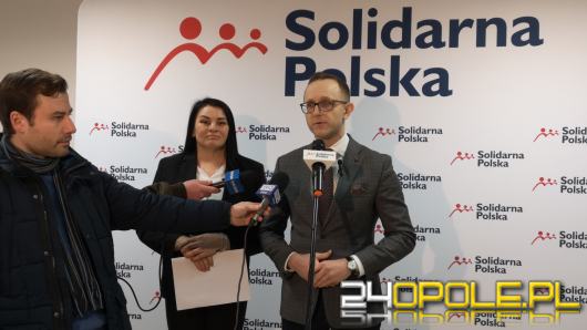 Solidarna Polska mówi stanowcze "nie" zakazowi sprzedaży samochodów spalinowych