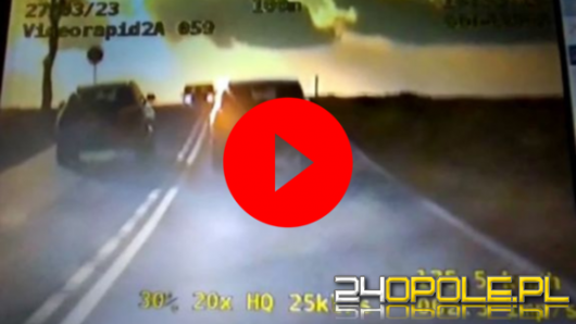Niebezpieczna jazda w oku policyjnego videorejestratora