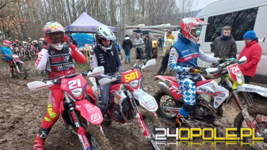 Motocykliści opolskiego HAWI Racing Team z sukcesami rozpoczęli sezon enduro