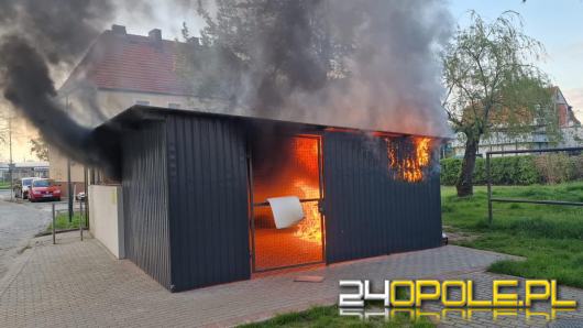 Długi weekend z pożarami śmietników. Strażacy z Kędzierzyna-Koźla interweniowali ponownie