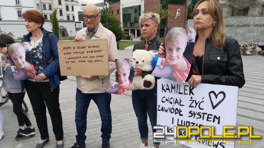 Mieszkańcy Opola protestowali przeciwko przemocy wobec dzieci