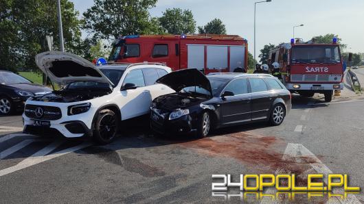 Niebezpiecznie w powiecie nyskim. Na obwodnicy Otmuchowa zderzyły się pojazdy