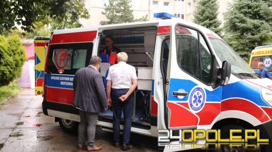 Lądowisko przy neuropsychiatrii ze specjalnym ambulansem