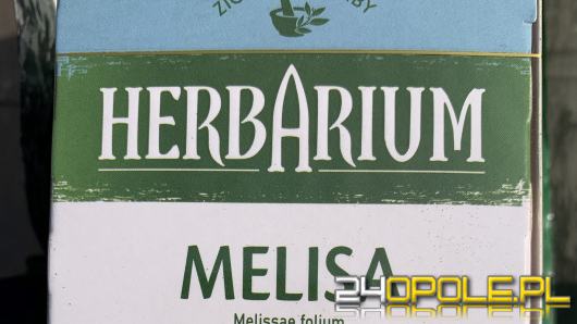 Wysoki poziom alkaloidów pirolizydynowych w określonej partii herbatki ziołowej Melisa