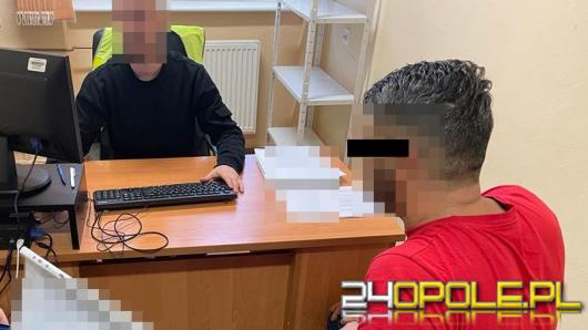 Kolejne uderzenie w handlarzy podróbkami - 3 tysiące osób oszukanych