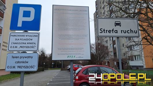 Problem parkingowy na Koszyka. Spóldzielnia nakłada mandaty