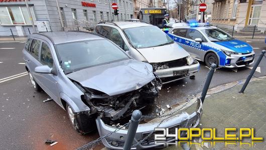 Zderzenie dwóch osobówek w Opolu