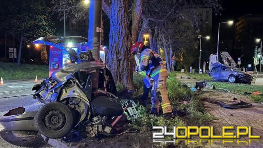 Tragiczny finał nocnej interwencji drogowej w Opolu: 18-latek zginął po zderzeniu ze słupem