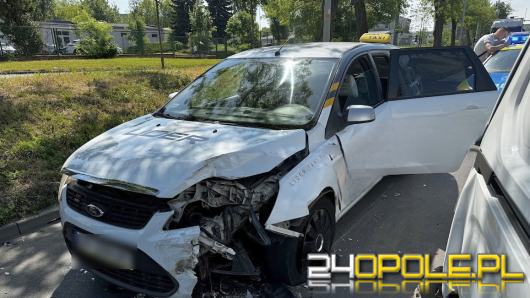 Zderzenie dwóch pojazdów w Opolu. Jedna osoba poszkodowana