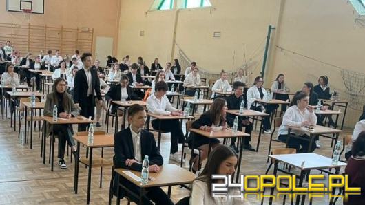 Matura 2025 rozpoczęta. Nowe zasady, przecieki, wyszukiwania 