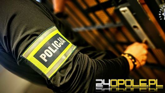  Nie dał napastnikom papierosa - został pobity
