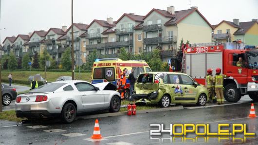 W wyniku zderzenia matka z dzieckiem trafili do szpitala. Utrudnienia na ul. Witosa(AKTUALIZACJA)