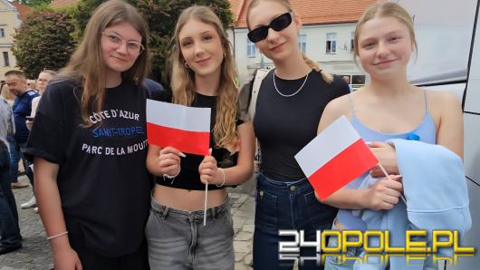 Młodzi wyborcy postawili na Mentzena i Zandberga, teraz to Trzaskowski może mieć ich głosy