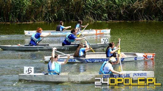 Z betonem na wodę - studenci Politechniki Opolskiej z sukcesem na Concrete Canoe Challenge 2025