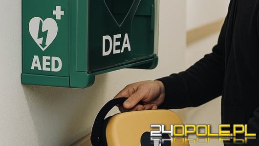 Głuchołazy: ukradł defibrylator AED. Grozi mu do 7,5 roku więzienia