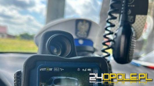 Pędził przez wieś 108 km/h. 75-latek stracił prawo jazdy, bo "spieszył się na budowę"