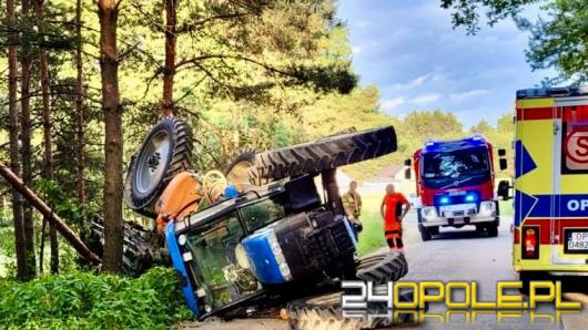 Policjant po służbie ratował rannego rolnika po przewróceniu się ciągnika