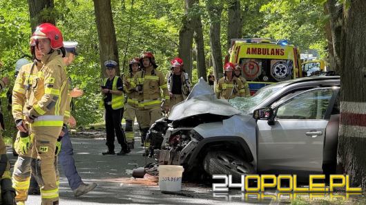 Cudem przeżył ogromną kraksę. Auto w częściach, a kierowca przeżył