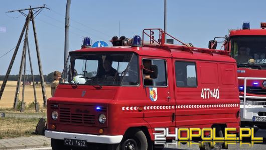 Kolorowy korowód i tysiące uczestników na Fire Truck Show (GALERIA)