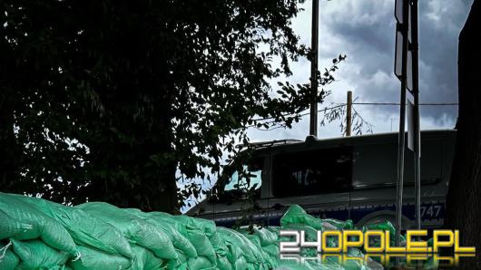 Boboluszki pod nadzorem służb. Wizja lokalna w najbardziej zagrożonym rejonie województwa