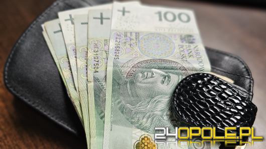 Renta wdowia - już 56 milionów złotych na kontach opolskich wdów  i wdowców