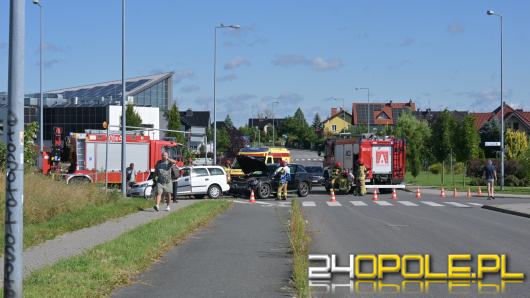 Zderzenie dwóch samochodów na ulicy Tarnopolskiej