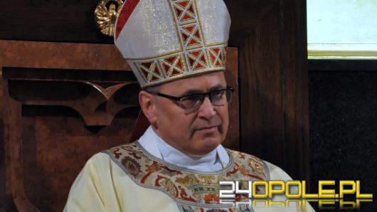 Burza po kazaniu biskupa Meringa. "Nie będzie Niemiec Polakowi bratem" - reakcja ZNSSK