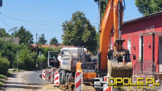 Ruch wahadłowy dzień i noc - remont ul. Teligi w kluczowym etapie prac