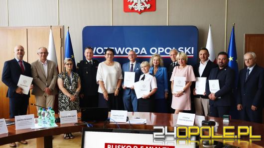 Nowe wozy dla OSP z Opolszczyzny poszkodowanych w powodzi