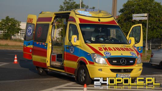 Tragiczne zdarzenie w Lesie Dąbrowskim - 59-latek zmarł na parkingu przy DK46