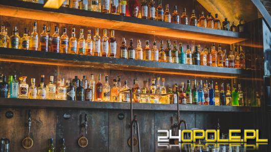 Rząd szykuje drastyczną podwyżkę akcyzy na alkohol - branża w szoku