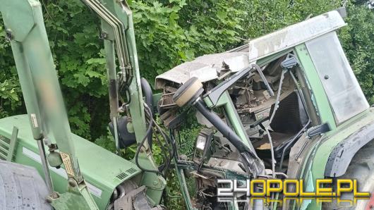 Traktor uszkodził most w miejscowości Jędrynie