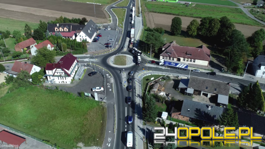 DK45 między Jełową a Bierdzanami prawie gotowa. Odcinek ma zostać oddany w październiku
